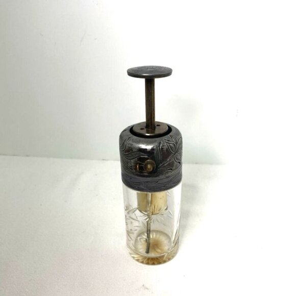 Antique Theophilus Martin French Cut Crystal & Silver Toned Atomizer Refillable - Picture 2 of 10